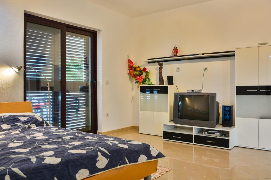 Dada Apartment *