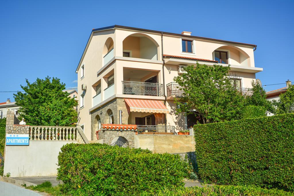 Apartman Dada