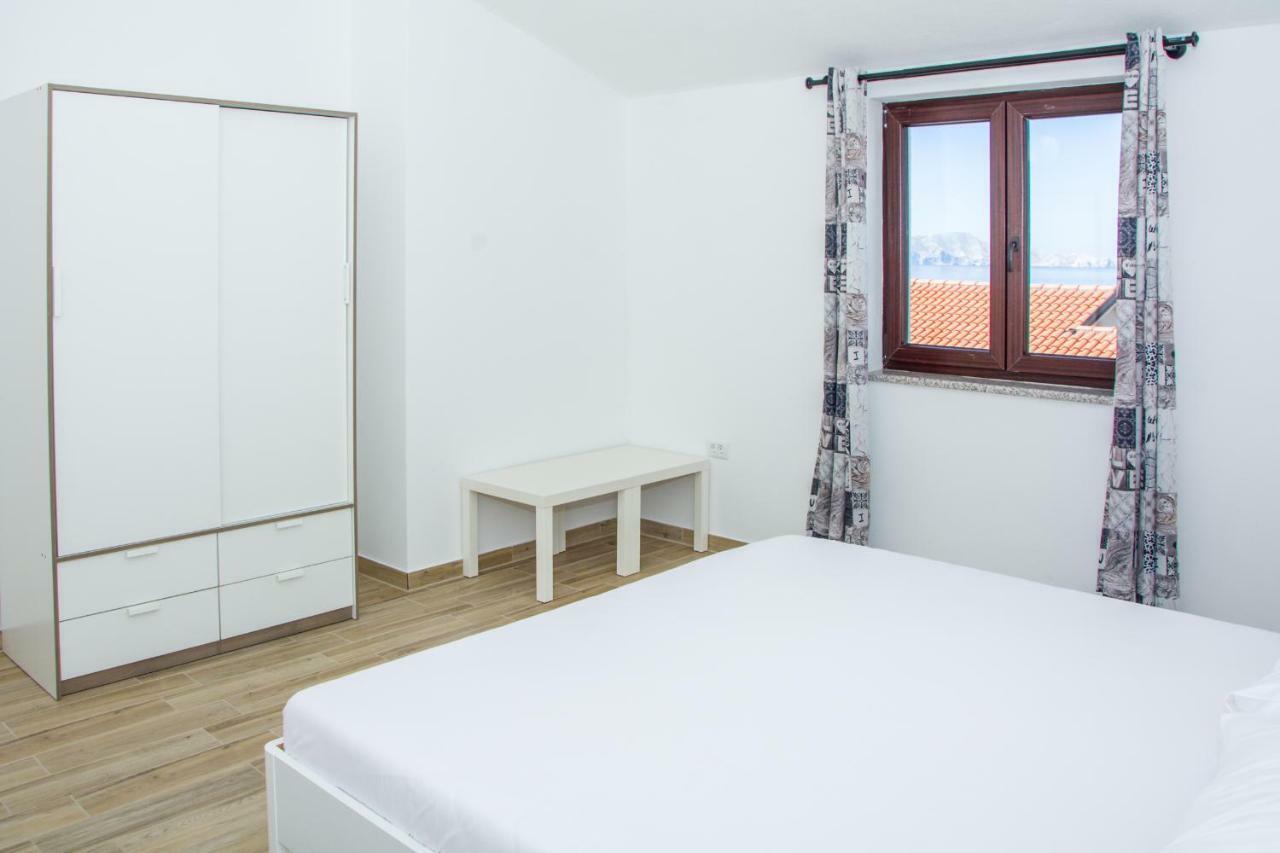 Dada Apartment *
